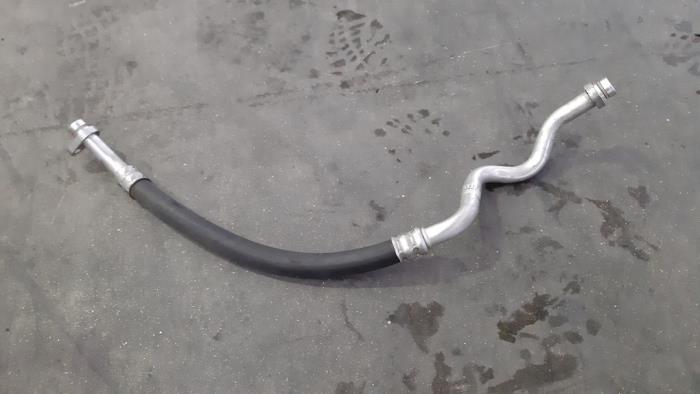 Air conditioning line from a Nissan Qashqai (J11) 1.5 dCi DPF 2015