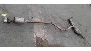 Used Exhaust central + rear silencer Mercedes CLA (117.3) 1.6 CLA-180 16V Price € 254,10 Inclusive VAT offered by Autohandel Didier