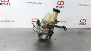 Usados Bomba de dirección asistida Dacia Sandero II 1.5 dCi 90 Precio € 193,60 IVA incluido ofrecido por Autohandel Didier