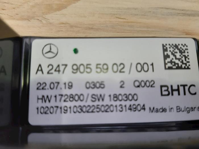 Commande chauffage d'un Mercedes-Benz CLA (118.3) 1.3 CLA-200 Turbo 16V 2019