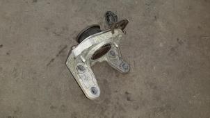 Used Engine mount Opel Vivaro 2.0 CDTI Price € 30,25 Inclusive VAT offered by Autohandel Didier