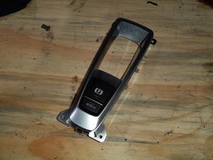 Used Parking brake switch BMW X5 (F15) xDrive 30d 3.0 24V Price € 66,55 Inclusive VAT offered by Autohandel Didier