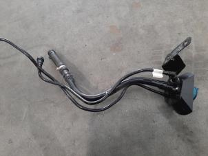 Used Filler pipe adblue tank BMW X5 (F15) xDrive 30d 3.0 24V Price € 60,50 Inclusive VAT offered by Autohandel Didier