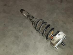 Used Rear shock absorber, right BMW X5 (F15) xDrive 30d 3.0 24V Price € 66,55 Inclusive VAT offered by Autohandel Didier