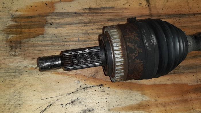 Front drive shaft, right from a Hyundai iX35 (LM) 1.7 CRDi 16V 2012