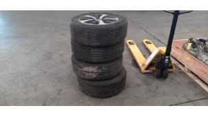 Used Set of wheels + tyres Kia Sorento III (UM) 2.2 CRDi 16V VGT 4x4 Price € 508,20 Inclusive VAT offered by Autohandel Didier