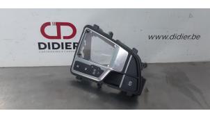 Used Parking brake motor Audi A4 Avant (B9) 2.0 TDI 16V Price € 54,45 Inclusive VAT offered by Autohandel Didier