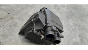 Usagé Boîtier filtre à air Landrover Discovery IV (LAS) 3.0 SD V6 24V Prix € 66,55 Prix TTC proposé par Autohandel Didier