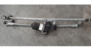 Used Front wiper motor Landrover Discovery IV (LAS) 3.0 SD V6 24V Price € 127,05 Inclusive VAT offered by Autohandel Didier