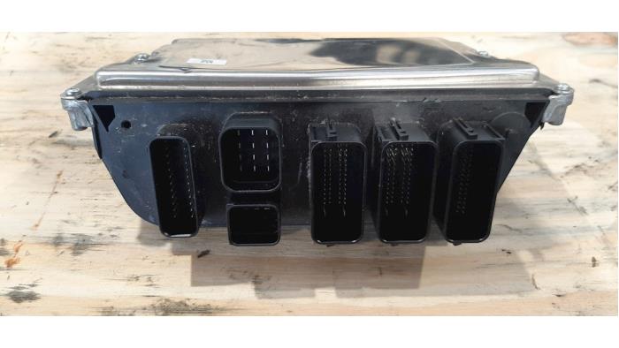Module box engine compartment BMW 1 serie 116i 1.5 12V - 989541601