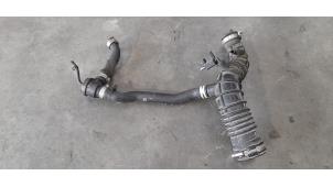 Used Turbo hose Renault Clio IV (5R) 0.9 Energy TCE 90 12V Price € 54,45 Inclusive VAT offered by Autohandel Didier
