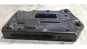 Used Battery cover Mercedes GLA (156.9) Price € 30,25 Inclusive VAT offered by Autohandel Didier