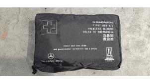 Used First aid kit Mercedes GLA (156.9) Price € 18,15 Inclusive VAT offered by Autohandel Didier