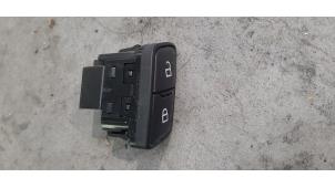 Used Central locking switch Ford Transit 2.0 TDCi 16V Eco Blue 130 Price € 30,25 Inclusive VAT offered by Autohandel Didier