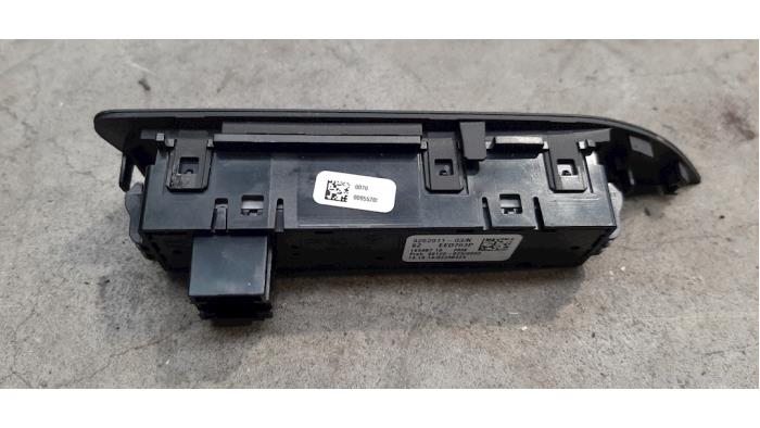 ESP switch BMW 1 serie 118d 2.0 16V - 9252911 - Autohandel Didier