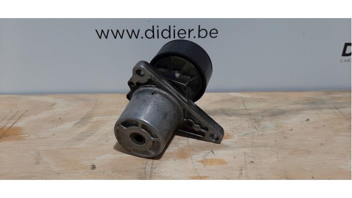 Motorlager Volkswagen Passat Variant (3G5), 2014 / 2024 1.6 TDI 16V, Kombi/o, Diesel, 1.598cc, 88kW (120pk), FWD, DCXA, 2014-08 / 2020-11 (Gebraucht)