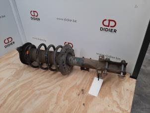 Used Front shock absorber, right Mercedes Vito (639.7) 2.2 110 CDI 16V Euro 5 Price € 127,05 Inclusive VAT offered by Autohandel Didier