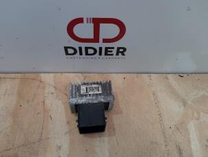 Used Glow plug relay Renault Master IV (MA/MB/MC/MD/MH/MF/MG/MH) 2.3 dCi 16V Price € 18,15 Inclusive VAT offered by Autohandel Didier