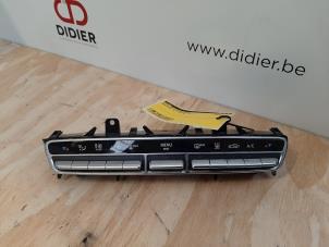 Used Air conditioning control panel Mercedes GLC-Klasse Price € 127,05 Inclusive VAT offered by Autohandel Didier