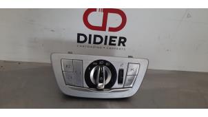 Usados Interruptor de luz BMW 7 serie (G11/12) 740d,Ld xDrive 24V Precio € 66,55 IVA incluido ofrecido por Autohandel Didier