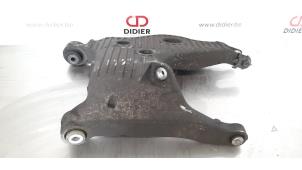 Used Lower wishbone, rear right Landrover Range Rover IV (LG) 4.4 SDV8 32V Price € 127,05 Inclusive VAT offered by Autohandel Didier