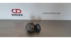 Used Drive belt tensioner Peugeot 3008 II (M4/MC/MJ/MR) 1.2 12V e-THP PureTech 130 Price € 36,30 Inclusive VAT offered by Autohandel Didier