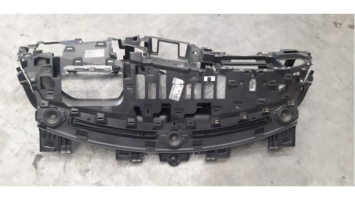 Używane Panel Tesla Model X P100D Cena € 199,65 Z VAT oferowane przez Autohandel Didier