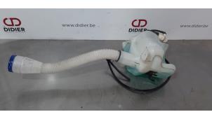 Used Front windscreen washer reservoir Citroen Berlingo 1.6 BlueHDI 100 Price € 30,25 Inclusive VAT offered by Autohandel Didier