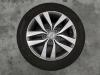 Wheel + tyre from a Hyundai i30 (PDEB5/PDEBB/PDEBD/PDEBE) 1.0 T-GDI 12V 2017