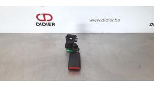 Used Rear seatbelt buckle, left Volvo S90 II 2.0 D5 16V AWD Price € 66,55 Inclusive VAT offered by Autohandel Didier