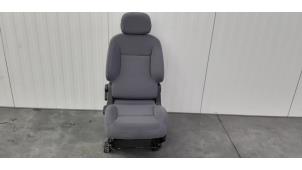 Used Seat, right Peugeot Partner (GC/GF/GG/GJ/GK) 1.6 BlueHDi 120 Price € 163,35 Inclusive VAT offered by Autohandel Didier
