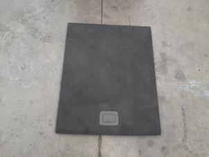 Used Boot mat BMW X3 (F25) sDrive18d 16V Price € 96,80 Inclusive VAT offered by Autohandel Didier