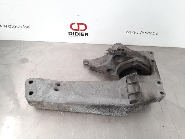 Gearbox mount from a BMW X3 (F25) sDrive18d 16V 2014