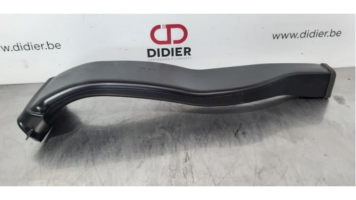 Begagnade Luftintagsslang BMW 2 serie (F22) 220i 2.0 Turbo 16V Pris € 18,15 Inklusive moms erbjuds av Autohandel Didier