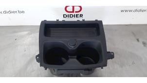 Used Cup holder BMW 2 serie (F22) 220i 2.0 Turbo 16V Price € 36,30 Inclusive VAT offered by Autohandel Didier