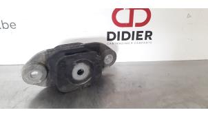 Used Engine mount Mercedes Vito (447.6) 1.6 109 CDI 16V Price € 30,25 Inclusive VAT offered by Autohandel Didier