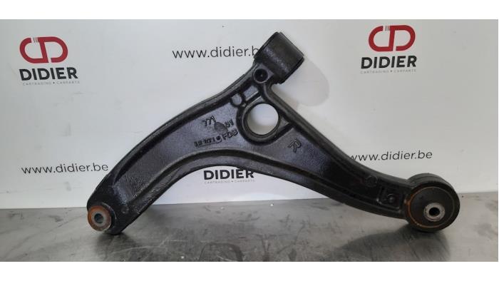 Front wishbone, right from a Opel Movano 2.3 CDTi 16V FWD 2019