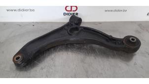 Used Front wishbone, right Opel Movano 2.3 CDTi 16V FWD Price € 127,05 Inclusive VAT offered by Autohandel Didier