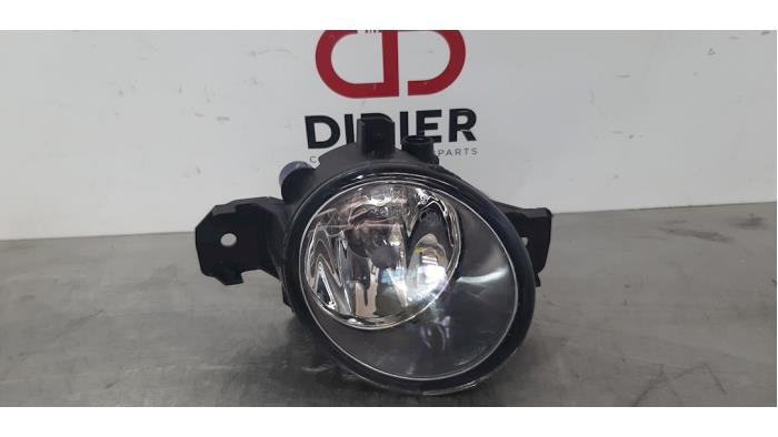 Fog light, front left from a Opel Movano 2.3 CDTi 16V FWD 2019
