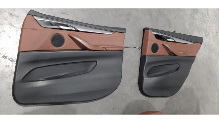 Juego de tapicería (completo) de un BMW X5 (F15) xDrive 30d 3.0 24V 2014