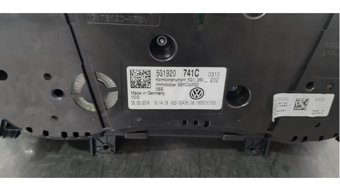 Compteur kilométrique KM d'un Volkswagen Golf VII Variant (AUVV) 1.6 TDI BMT 16V 2018