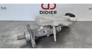 Usagé Cylindre de frein principal Volvo V40 (MV) 2.0 D2 16V Prix € 96,80 Prix TTC proposé par Autohandel Didier