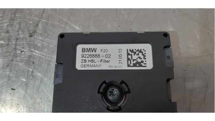 Antennenverstärker van een BMW 1 serie (F21) 116d 2.0 16V 2013