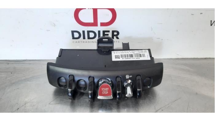 Używane Przelacznik Start/Stop Mini Mini (F56) 1.2 12V One, One First Cena € 60,50 Z VAT oferowane przez Autohandel Didier