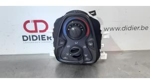 Used Air conditioning control panel Peugeot 108 1.0 12V VVT-i Price € 127,05 Inclusive VAT offered by Autohandel Didier