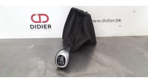 Used Gear stick cover BMW 1 serie (F20) 116d 1.5 12V TwinPower Price € 54,45 Inclusive VAT offered by Autohandel Didier