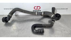 Used Radiator hose Landrover Discovery Sport (LC) 2.0 TD4 180 16V Price € 24,20 Inclusive VAT offered by Autohandel Didier
