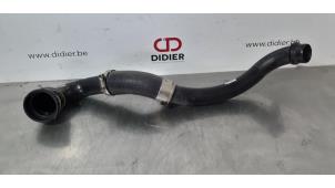 Used Radiator hose Landrover Discovery Sport (LC) 2.0 TD4 180 16V Price € 36,30 Inclusive VAT offered by Autohandel Didier