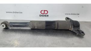 Used Rear shock absorber, right Landrover Discovery Sport (LC) 2.0 TD4 180 16V Price € 90,75 Inclusive VAT offered by Autohandel Didier