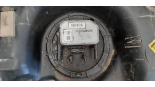 Używane Elektryczna pompa paliwa Mercedes GLA (156.9) 1.6 200 16V Cena € 96,80 Z VAT oferowane przez Autohandel Didier